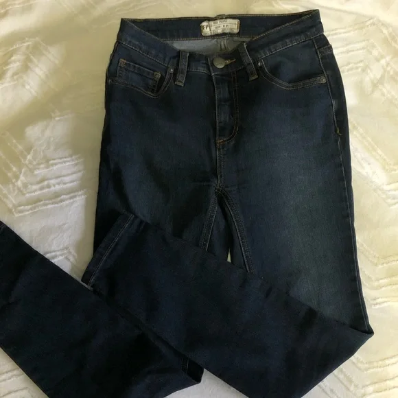 Free People Jeans - Picture 2 of 5